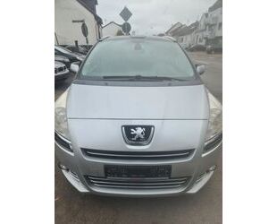 Peugeot Peugeot 5008 Platinum 7 sitze TÜV 04/2026 Gebrauchtwagen