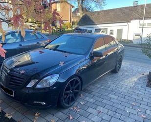 Mercedes-Benz Mercedes-Benz E 350 VOLL, Leder, SR/WR auf Felge, Gebrauchtwagen