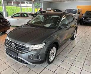 VW Volkswagen T-Roc Life 1.5 TSI 6-G., ACC, Klimaaut. Gebrauchtwagen