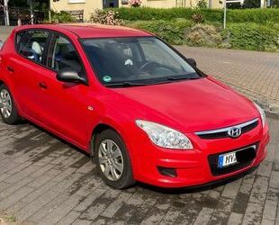 Hyundai Hyundai i30 1.6 CRDi Classic Classic Gebrauchtwagen