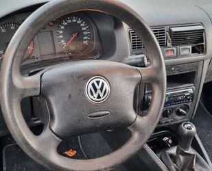 VW Volkswagen Golf 4 1.6 74kW Gebrauchtwagen