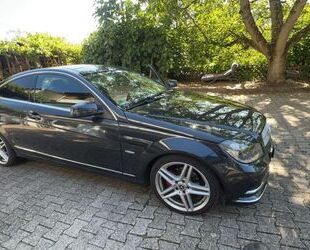 Mercedes-Benz Mercedes-Benz C 180 BlueEFFICIENCY Coupé - Gebrauchtwagen