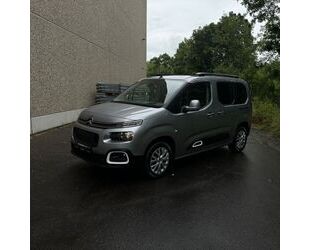 Citroen Citroën Berlingo Shine M/NAVI/HEADUP/SHZ/RFK Gebrauchtwagen