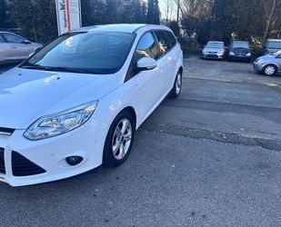 Ford Ford Focus Turnier Champions Edition Gebrauchtwagen