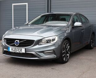 Volvo Volvo S60 T5 AWD/SHZ/NAVI/BTH/MFL/XENON/PDC/R18 Gebrauchtwagen