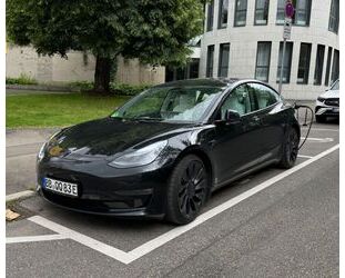 Tesla Tesla Model 3 Perf. 82 kWh, Facelift, 1. Hd, weiße Gebrauchtwagen