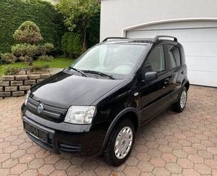 Fiat Fiat Panda 1.2 8V Climbing 4X4,KLIMA,AHK,NEUTEILE Gebrauchtwagen