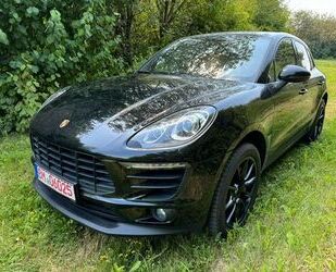 Porsche Porsche Macan 2.0TFSI 185kW 16V ALCANTARA/ACC/PASM Gebrauchtwagen