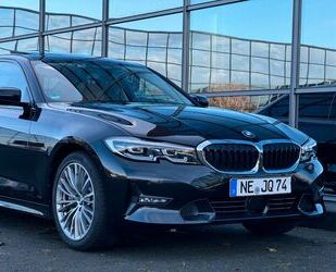 BMW BMW 330 i Sport Line Led Navi Kamera Leder Gebrauchtwagen