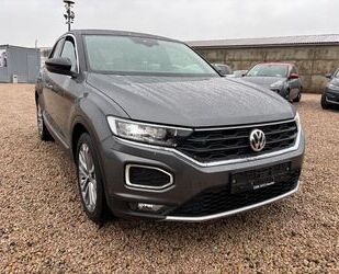 VW Volkswagen T-Roc Sport 4Motion*Volldigitales Kombi Gebrauchtwagen