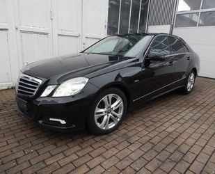 Mercedes-Benz Mercedes-Benz E 300 CDI 4-Matic Leder Navi Panoram Gebrauchtwagen