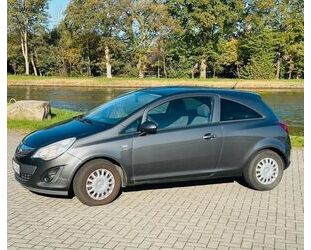 Opel Opel Corsa D Satellite Facelift 1.4 Klima EFH WR Gebrauchtwagen