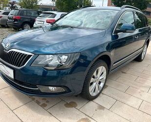 Skoda Skoda Superb Combi Elegance Vollleder Gebrauchtwagen