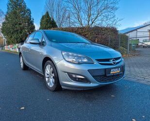 Opel Opel Astra J Lim. 5-trg. Active* TÜV Neu* Navi* SH Gebrauchtwagen