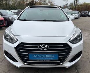 Hyundai Hyundai i40 cw blue Premium*Automatil*59TKM*8Fach* Gebrauchtwagen