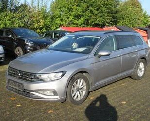 VW Volkswagen Passat Variant Business 2.0 TDI DSG NAV Gebrauchtwagen