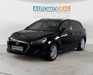 Hyundai Hyundai i30 Kombi Passion NAV LED KAMERA SHZ TEMPO Gebrauchtwagen