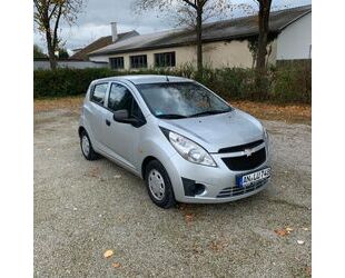 Chevrolet Chevrolet Spark 1.0 Kleiner Flitzer sucht neues Zu Gebrauchtwagen