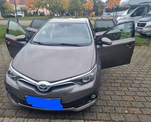 Toyota Toyota Auris Hybrid Edition-S+ 1,8-l-VVT-i Edition Gebrauchtwagen