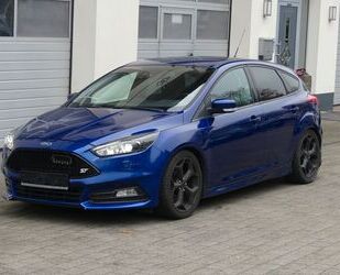 Ford Ford Focus Lim. ST Gebrauchtwagen