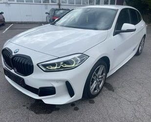 BMW BMW 118 Baureihe 1 Lim. 118 i M Sport*LEDER*NAVI* Gebrauchtwagen