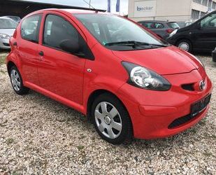 Toyota Toyota Aygo AYGO Basis 5 TÜRIG 1 HAND Gebrauchtwagen