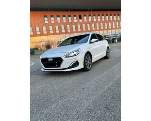 Hyundai Hyundai i30 1.4 T-GDI Premium DCT Premium Gebrauchtwagen