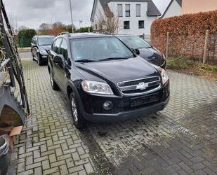 Chevrolet Chevrolet Captiva 2.4 LS 2WD 7-Sitzer LS Gebrauchtwagen