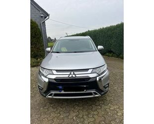 Mitsubishi Mitsubishi Outlander 2.0 MIVEC Diamant Edition Cle Gebrauchtwagen