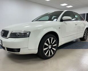 Audi Audi A4 Lim. 3.0 quattro*PDC*AHK*AC*TEMP*8F*LMF*ST Gebrauchtwagen