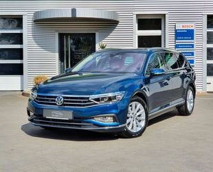 VW Volkswagen Passat Var. Elegance TDI DSG IQ.Light/D Gebrauchtwagen