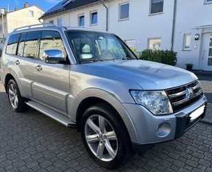 Mitsubishi Mitsubishi Pajero 3,2 DI-D Edition 25*Navi*AHK*7.S Gebrauchtwagen