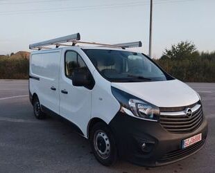 Opel Opel Vivaro B *Kombi Kasten L1H1 2,7t*Klima*Ahk* Gebrauchtwagen