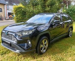 Toyota Toyota RAV 4 RAV4 Hybrid 4x2 Team Deutschland Gebrauchtwagen