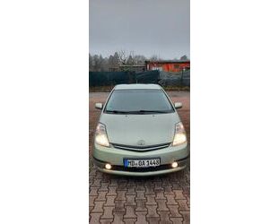 Toyota Toyota Prius 1.5-l-VVT-i Sol inkl. Travel-Paket So Gebrauchtwagen