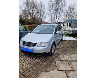 VW Volkswagen Touran 1.6 Basis Basis Gebrauchtwagen