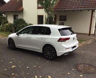 VW Volkswagen Golf 1.4 eHybrid OPF DSG Style, SHZ,AHK Gebrauchtwagen