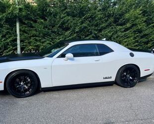 Dodge Dodge Challenger R/T 5,7 Hemi Schönwetter gepflegt Gebrauchtwagen