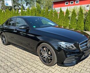 Mercedes-Benz Mercedes-Benz E 220 d Lim. AMG line /LED/Head Up Gebrauchtwagen