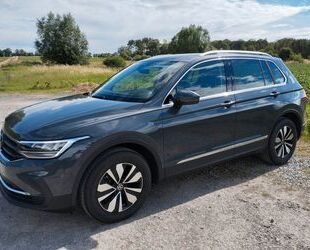 VW Volkswagen Tiguan 1.5 TSI DSG MOVE Standheizung HU Gebrauchtwagen