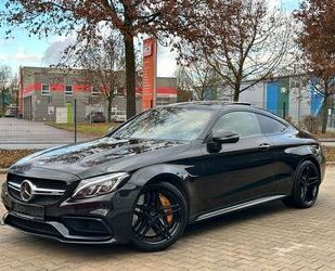 Mercedes-Benz Mercedes-Benz C63S AMG COUPE HUD PANO KERAMIK PERF Gebrauchtwagen