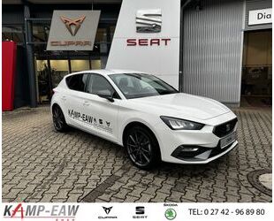 Seat Seat Leon FR Plus DSG e-HYBRID 204PS NAVI+LED+PDC+ Gebrauchtwagen