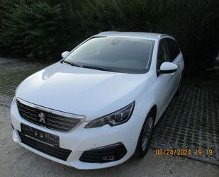 Peugeot Peugeot 308 BlueHDi 130 EAT8 Allure Pack SW Gebrauchtwagen