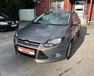 Ford Ford Focus Lim. Titanium*1.HAND*SHZ*TEMPOMAT*KLIMA Gebrauchtwagen