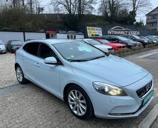 Volvo Volvo V40 Momentum*TÜV NEU*KAMERA*GARAGENAUTO*2 HA Gebrauchtwagen