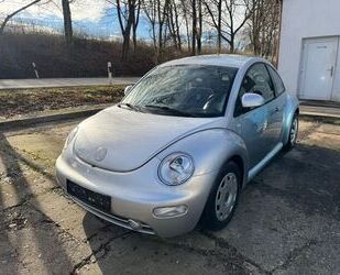 VW Volkswagen New Beetle Lim. 2.0 Gebrauchtwagen