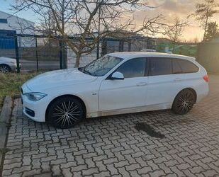 BMW BMW 320d Touring Sport Aut/Navi/HeadUp/Vollausst. Gebrauchtwagen