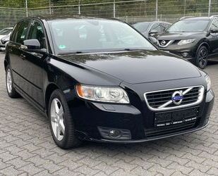 Volvo Volvo V50 Kombi D3 Kinetic NAVI/ XENON/ AHK Gebrauchtwagen