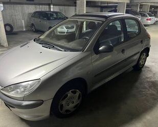 Peugeot Peugeot 206 1.4 Filou TÜV 07.2026 Gebrauchtwagen