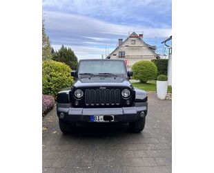 Jeep Jeep Wrangler 2.8l CRD Sahara + Softtop Gebrauchtwagen